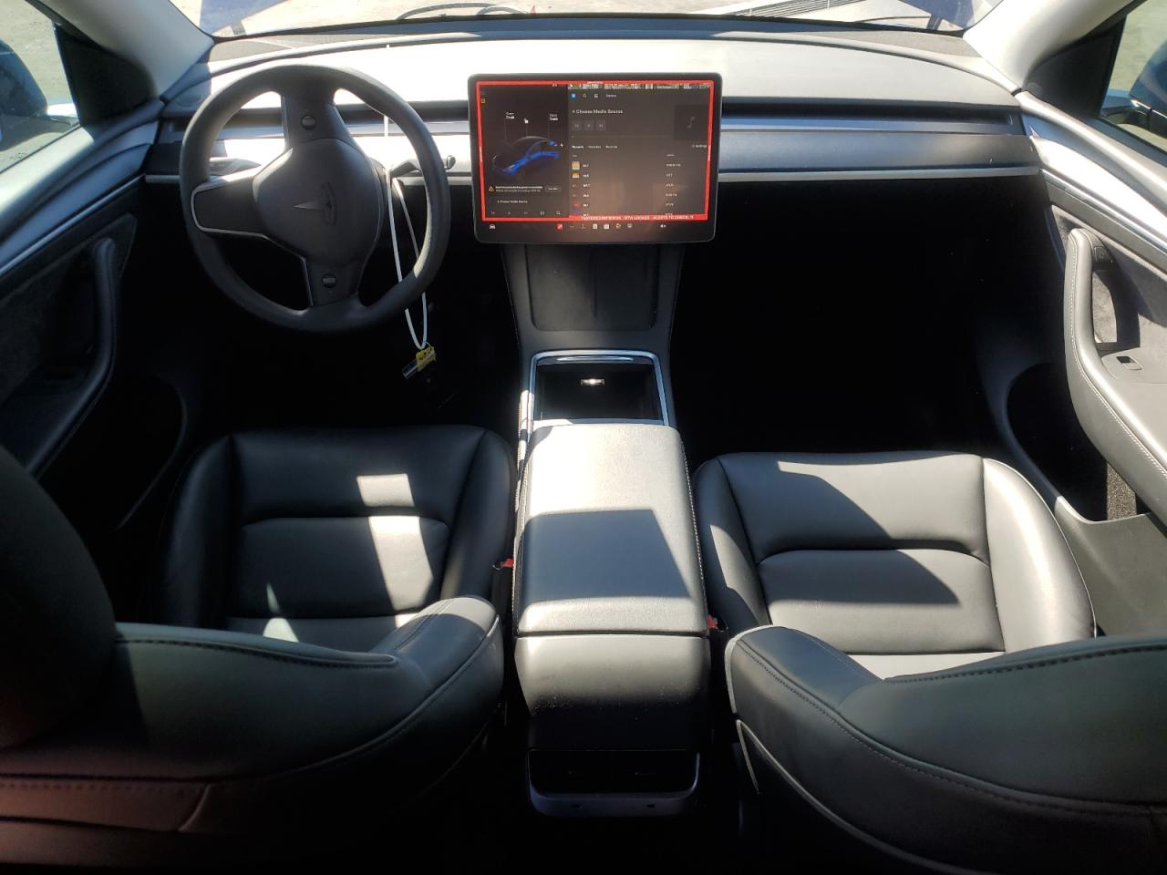 2024 Tesla Model Y VIN: 7SAYGDED4RF169134 Lot: 90823065