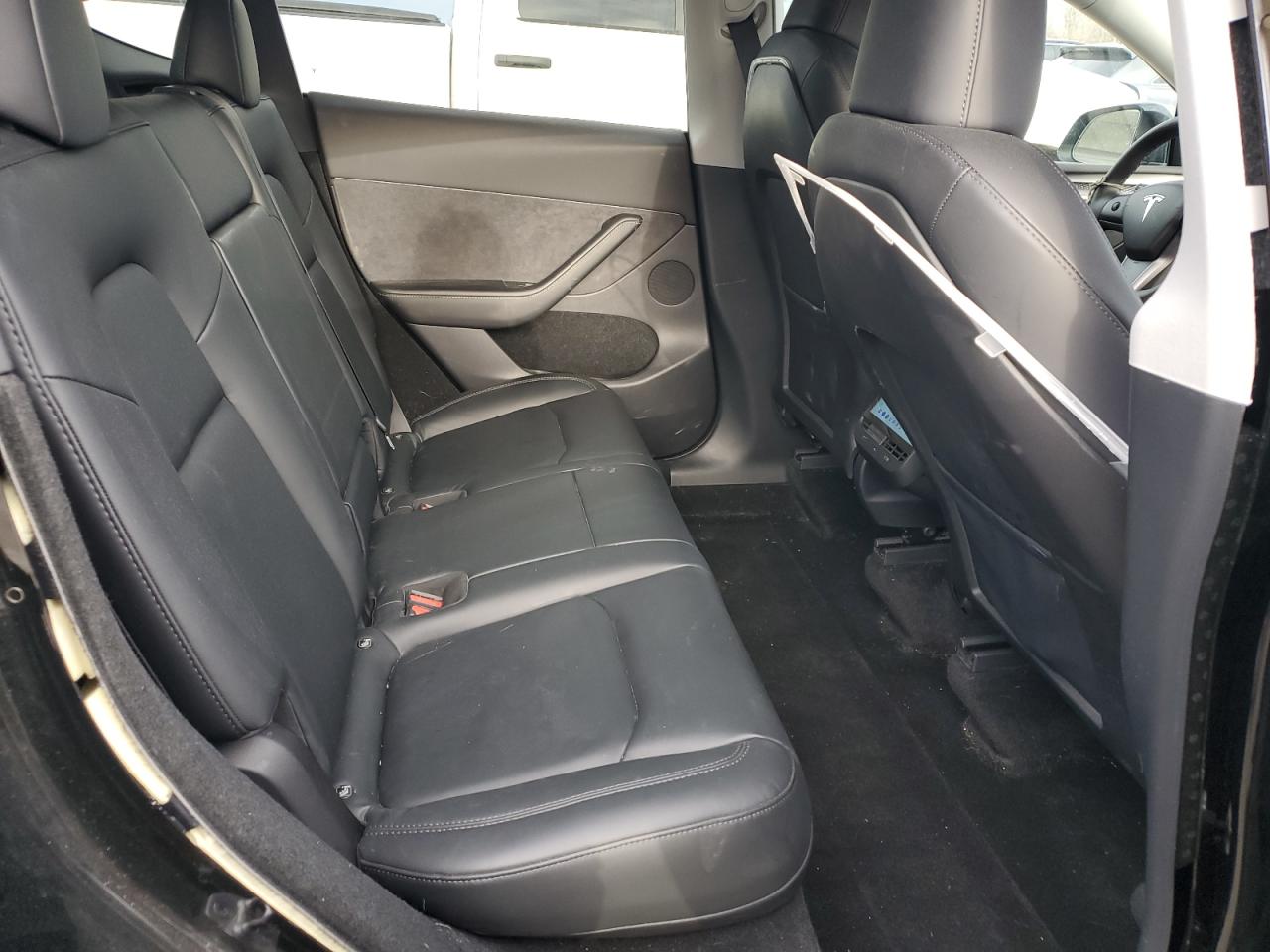 2023 Tesla Model Y VIN: 7SAYGDEF9PA052757 Lot: 91694805