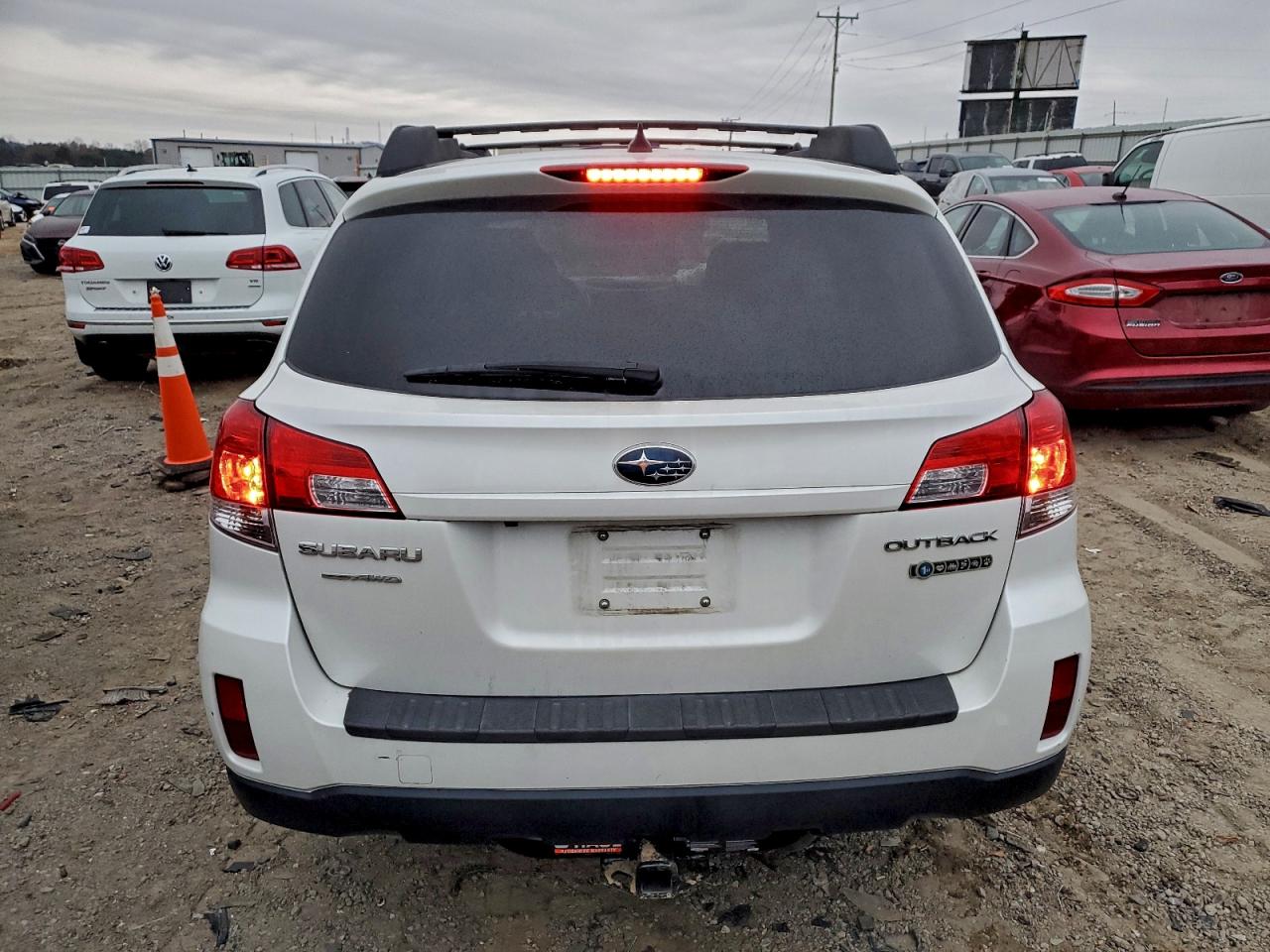 2011 Subaru Outback 2.5I Limited VIN: 4S4BRCKC3B3353983 Lot: 92747145