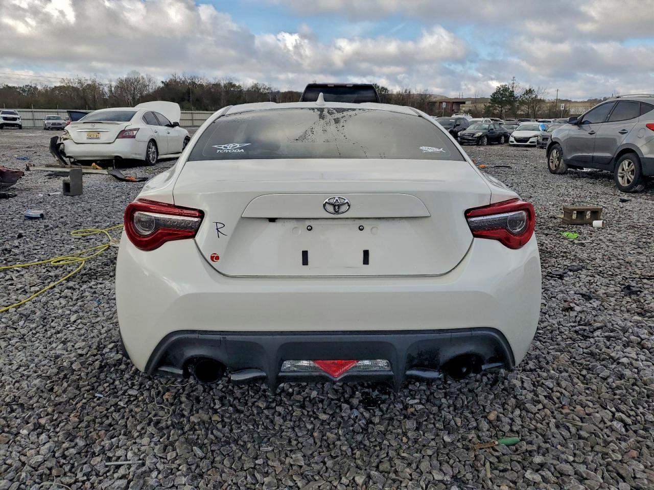 2017 Toyota 86 Base VIN: JF1ZNAA15H8706910 Lot: 92815815