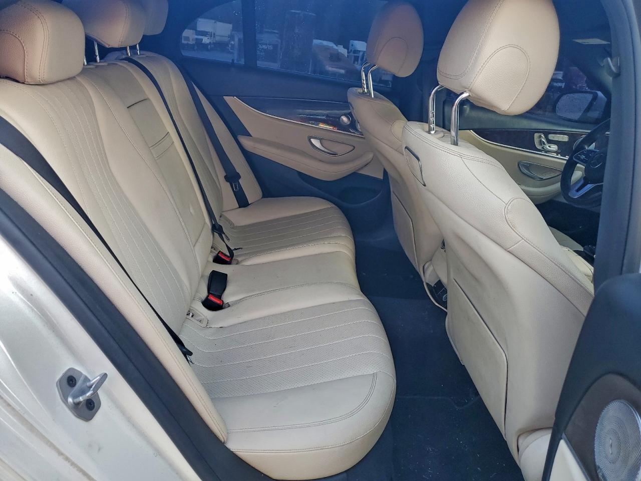 2019 Mercedes-Benz E 300 VIN: WDDZF4JB3KA515879 Lot: 94053985