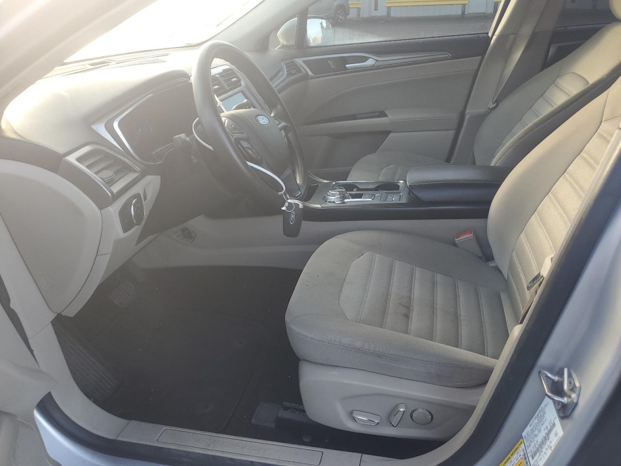 2018 Ford Fusion Se Hybrid VIN: 3FA6P0LU5JR211884 Lot: 93253745