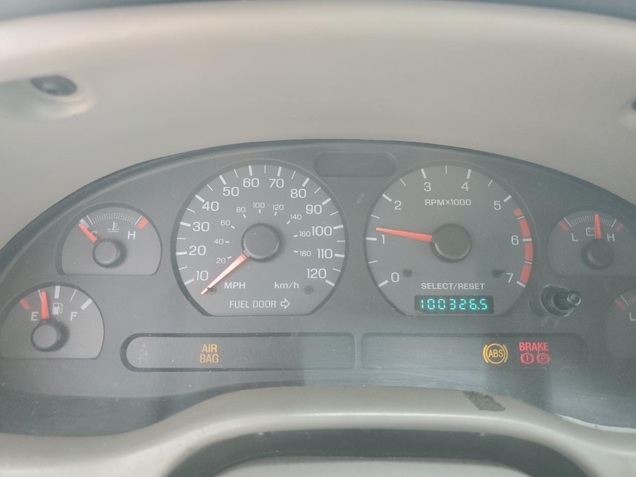 2000 Ford Mustang VIN: 1FAFP4441YF283419 Lot: 91577835