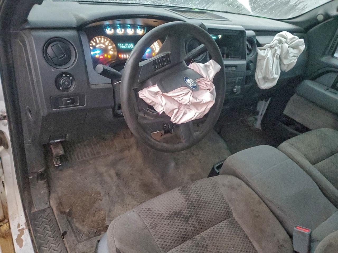 2013 Ford F150 Super Cab VIN: 1FTFX1EF5DKF30516 Lot: 93475845