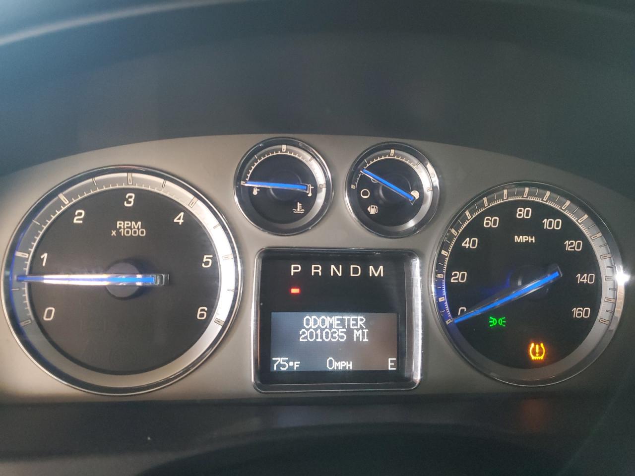 2009 Cadillac Escalade Esv Luxury VIN: 1GYFC26229R177335 Lot: 93464565