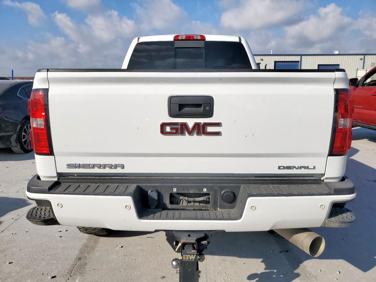 2019 GMC Sierra K2500 Denali VIN: 1GT12SEY1KF136842 Lot: 91739645