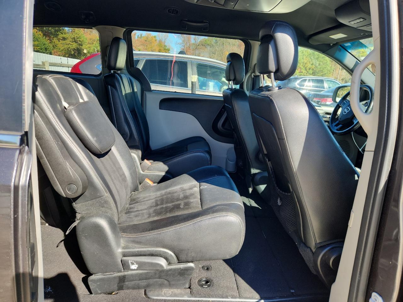 2017 Dodge Grand Caravan Sxt VIN: 2C4RDGCG4HR713689 Lot: 92139275