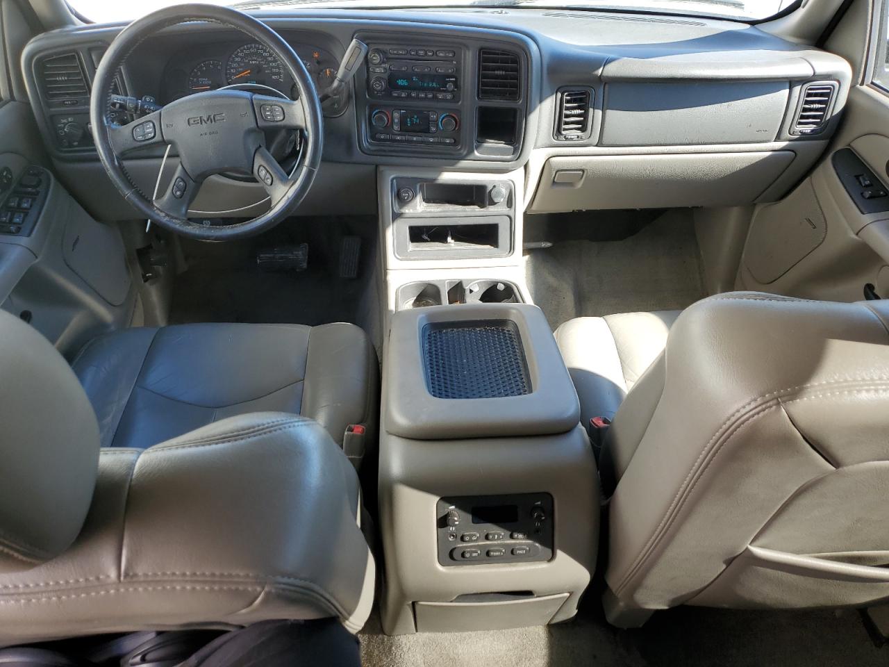 2004 GMC Yukon VIN: 1GKEK13Z54J275724 Lot: 90339575