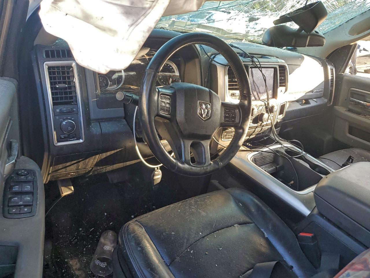 2018 Ram 1500 Slt VIN: 3C6RR7LG8JG195848 Lot: 94520545