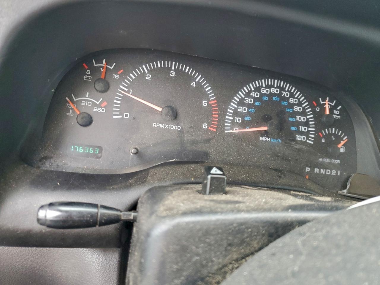 2000 Dodge Ram 1500 VIN: 3B7HF13Z5YM207526 Lot: 93762625