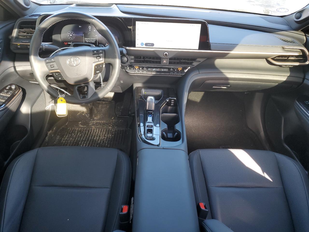 2025 Toyota Crown Platinum VIN: JTDAFAAF5S3012593 Lot: 92500435