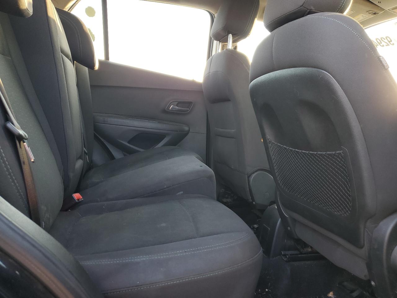 2015 Chevrolet Trax Ls VIN: KL7CJKSB4FB203620 Lot: 92948845