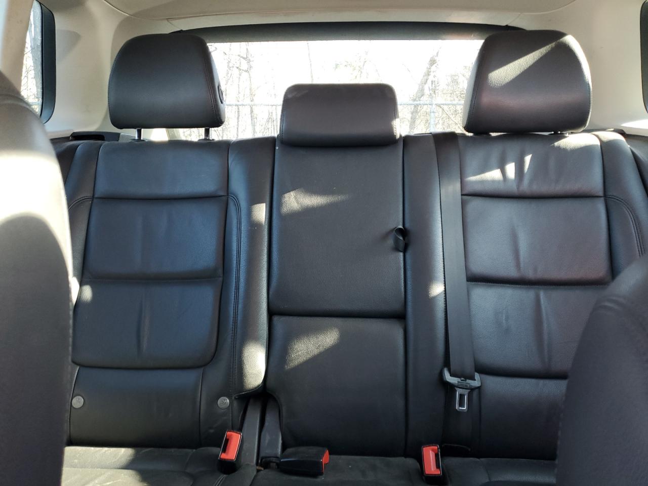 2015 Volkswagen Tiguan S VIN: WVGJV7AXXFW516748 Lot: 92627485