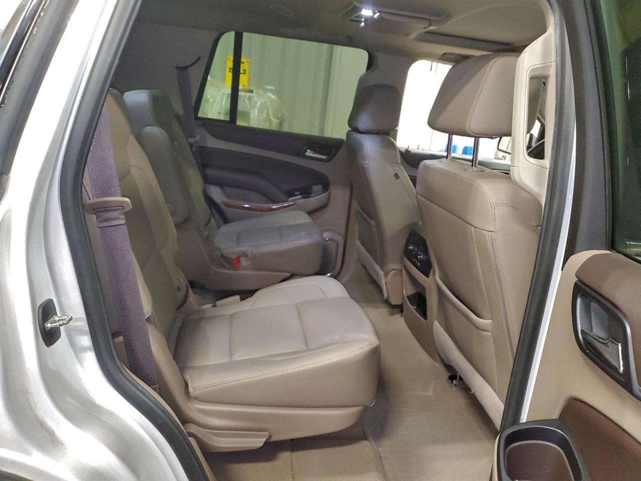 2019 Chevrolet Tahoe K1500 Premier VIN: 1GNSKCKC1KR266919 Lot: 93896745