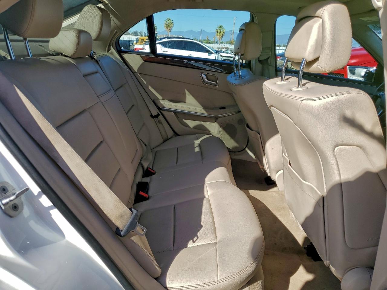 2014 Mercedes-Benz E 350 VIN: WDDHF5KB6EB042302 Lot: 93499105