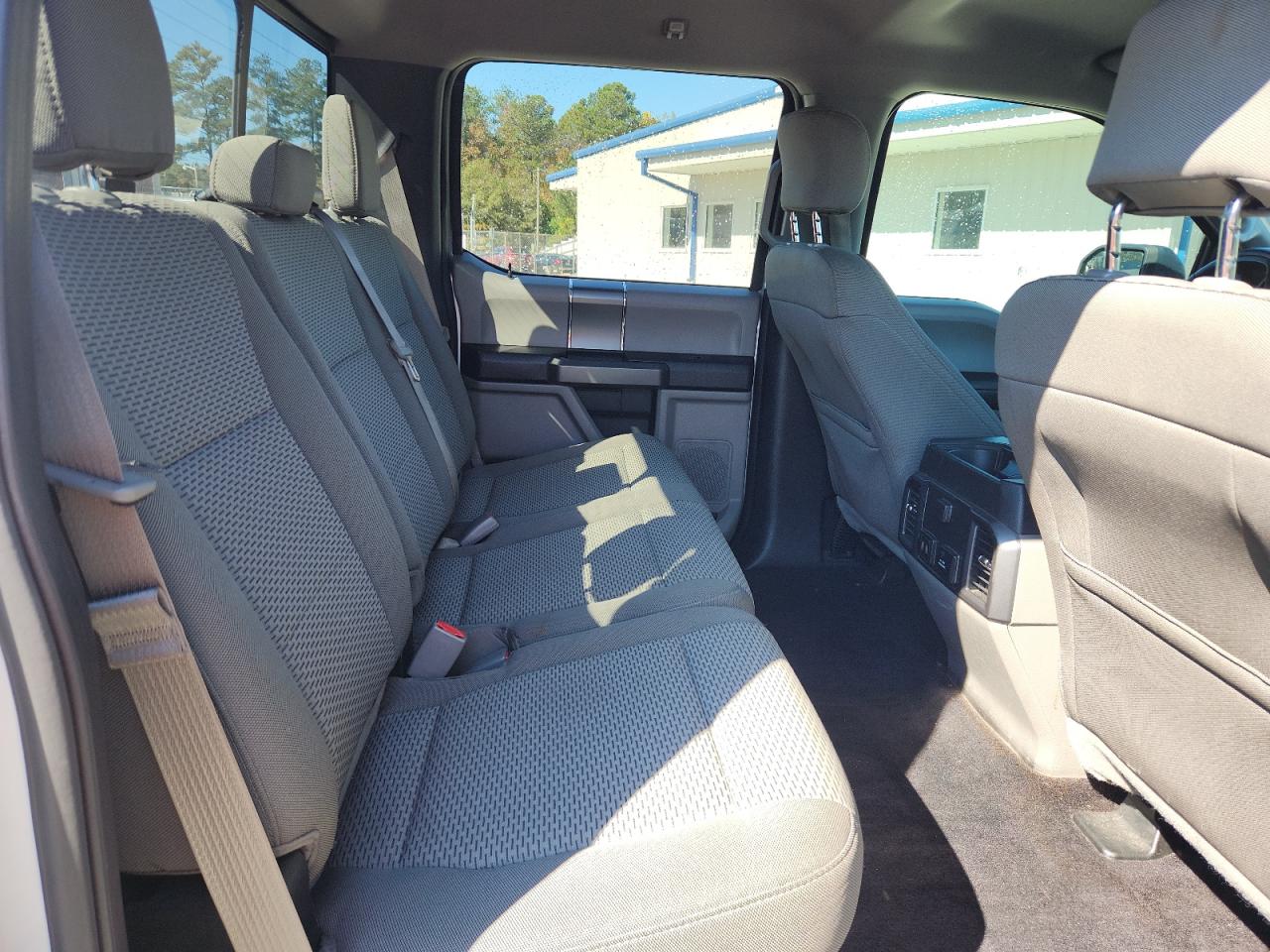 2017 Ford F150 Supercrew VIN: 1FTEW1CP8HKC76221 Lot: 91020555