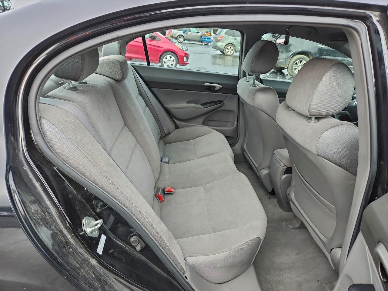 2007 Honda Civic Lx VIN: 2HGFA15567H511463 Lot: 82752515