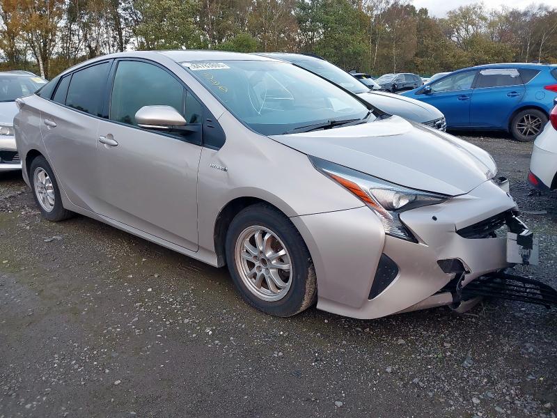 2016 TOYOTA PRIUS HYBRID 