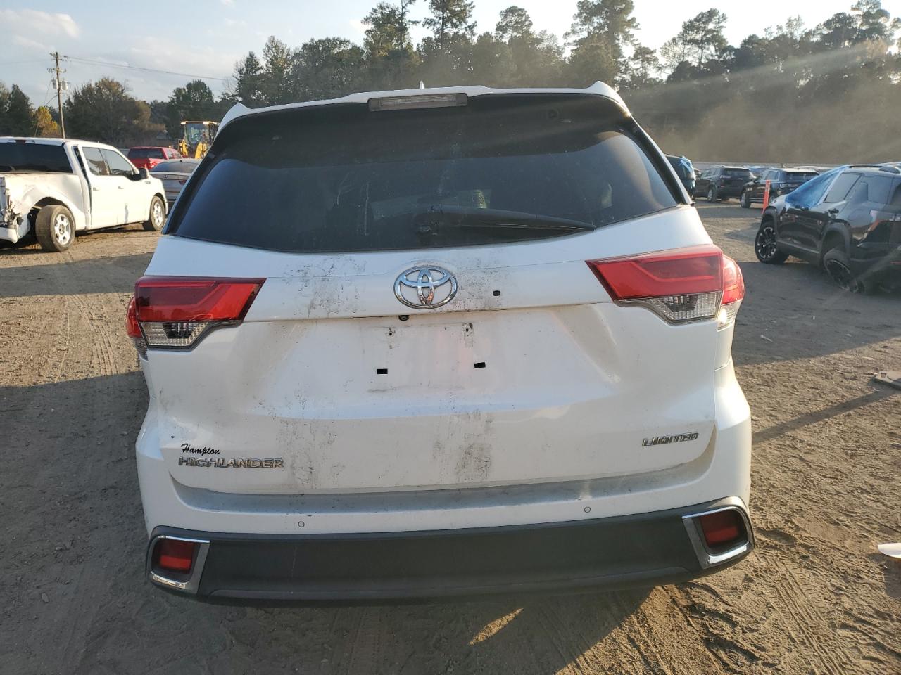 2019 Toyota Highlander Limited VIN: 5TDYZRFHXKS361553 Lot: 93644305