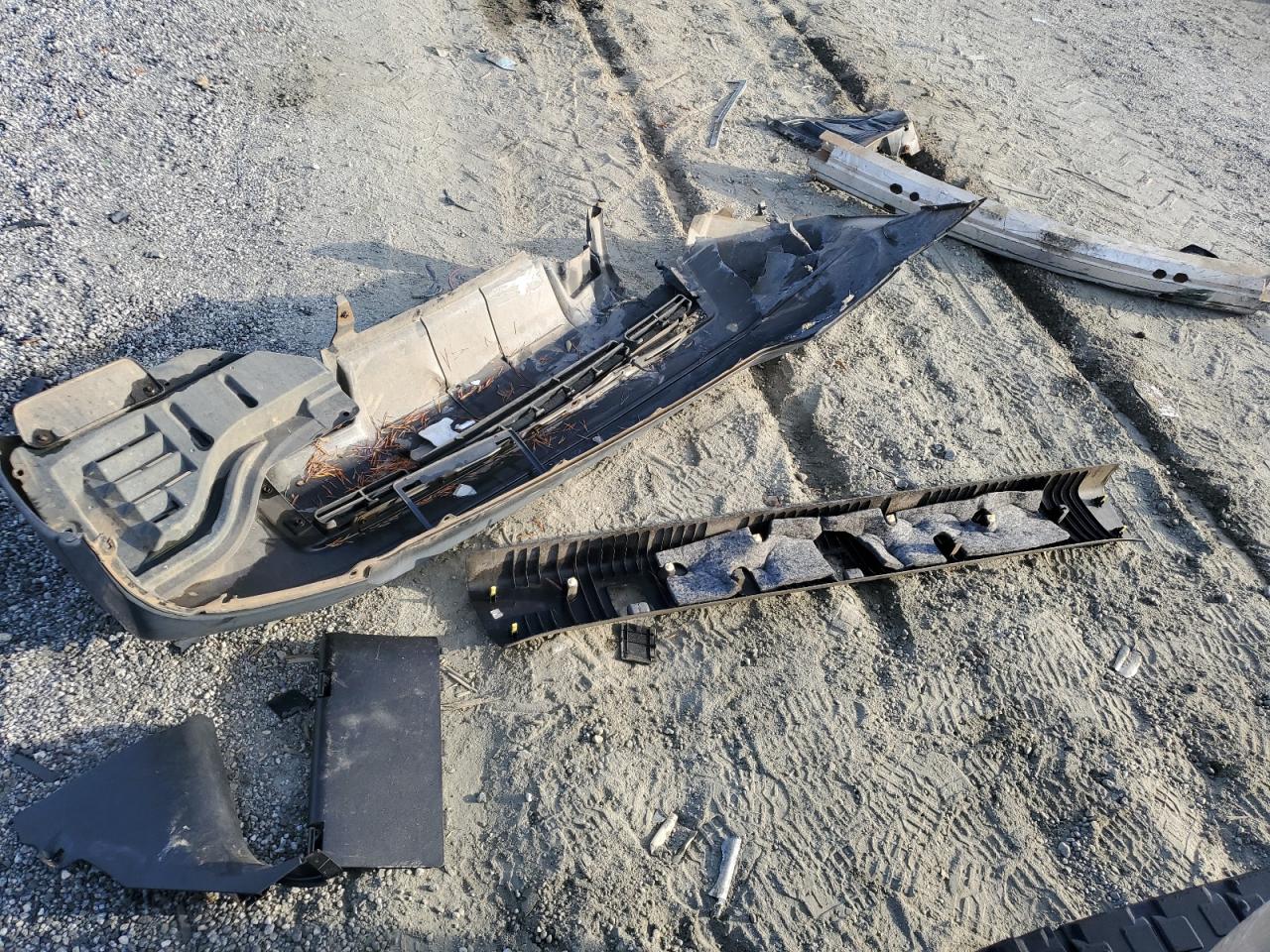 2011 Toyota Tundra VIN: 5TFJU5F16BX004568 Lot: 92507505