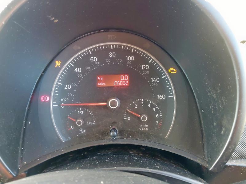 2008 VOLKSWAGEN BEETLE 1.6 LUNA 2DR