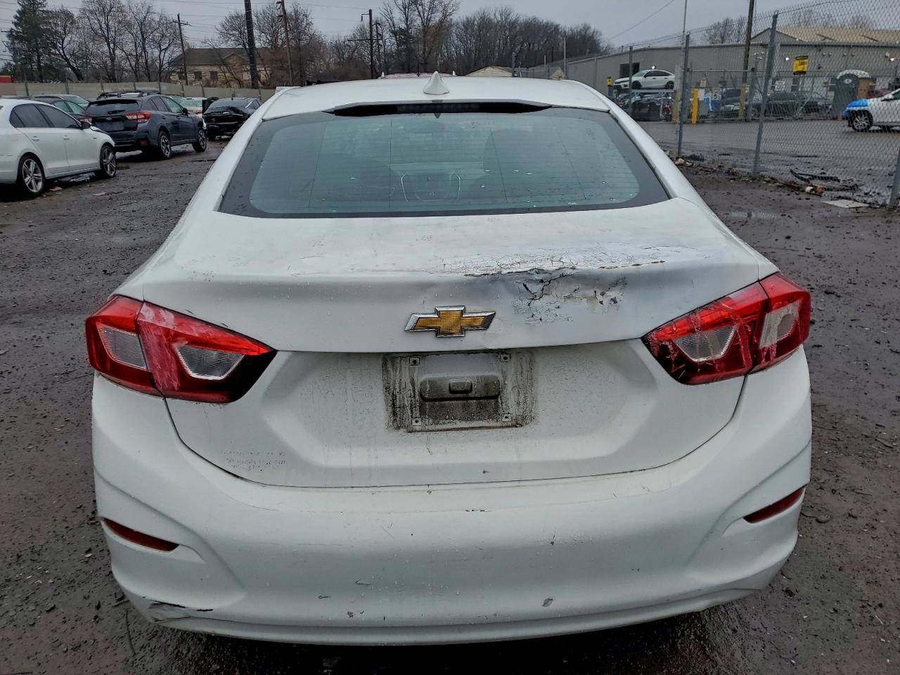 2017 Chevrolet Cruze Lt VIN: 1G1BE5SMXH7167582 Lot: 94517075