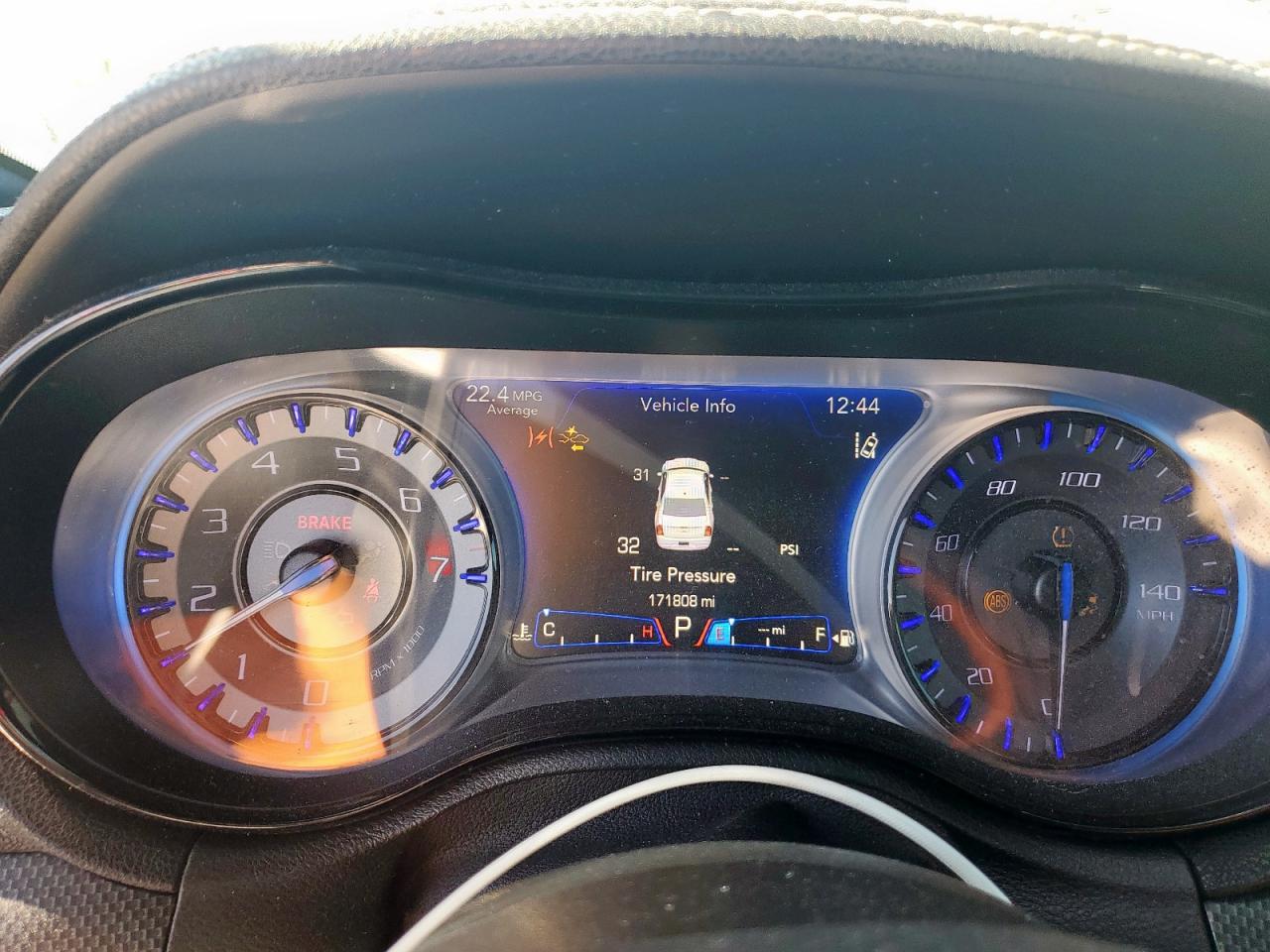 2015 Chrysler 300 S VIN: 2C3CCABG5FH842099 Lot: 92404605