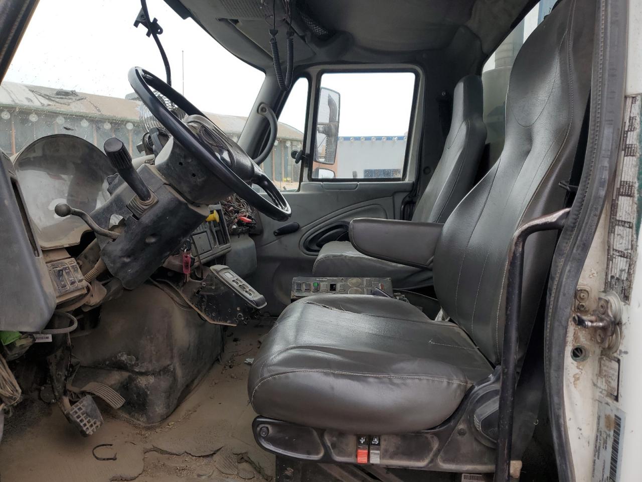 2007 International 7400 Refuse Truck VIN: 3HTWGAAT57N454513 Lot: 93046115