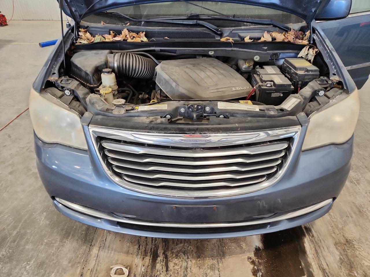 2011 Chrysler Town & Country Touring VIN: 2A4RR5DG6BR798265 Lot: 84243705