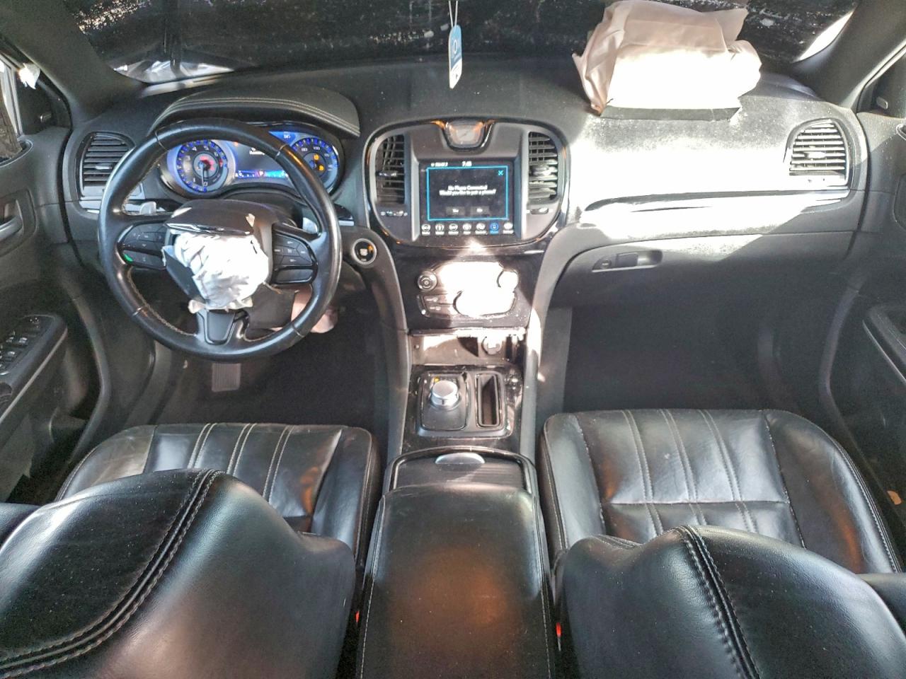 2019 Chrysler 300 S VIN: 2C3CCABG8KH573302 Lot: 94805985