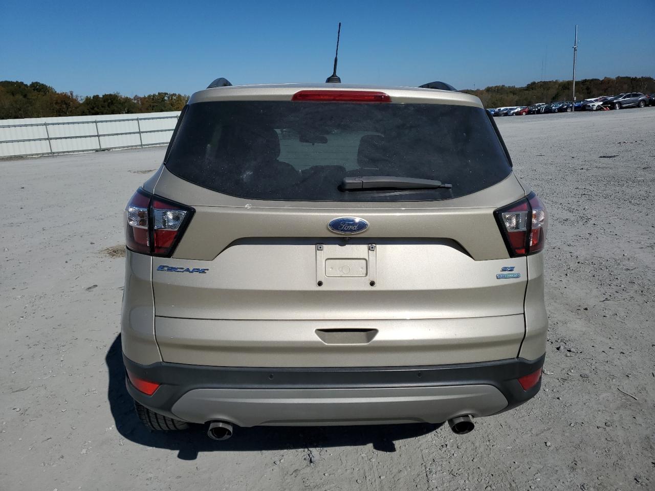 2018 Ford Escape Se VIN: 1FMCU0GD3JUC12861 Lot: 90943235