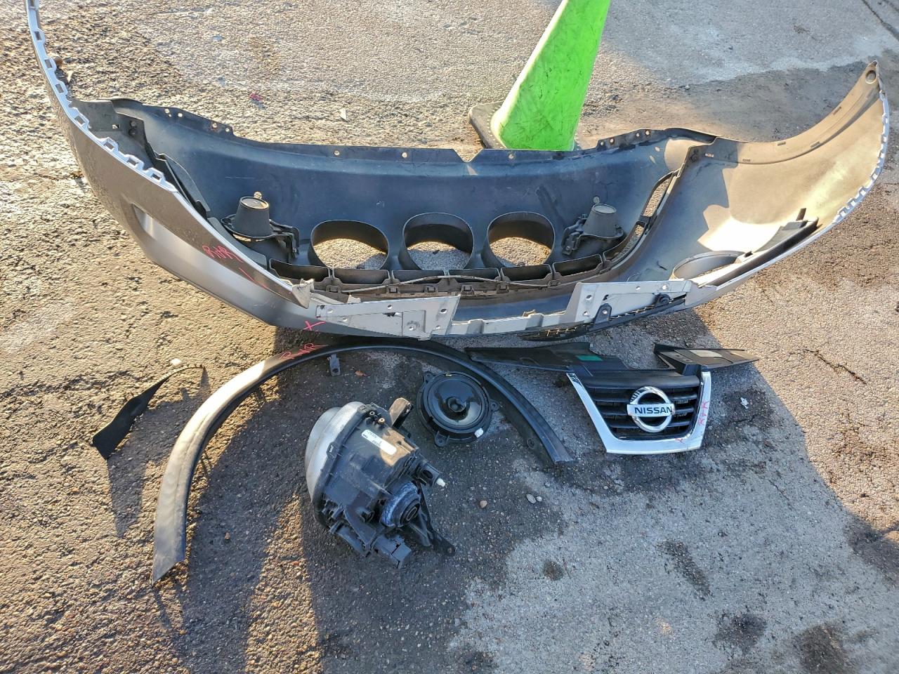 2011 Nissan Juke S VIN: JN8AF5MV6BT009300 Lot: 93104105