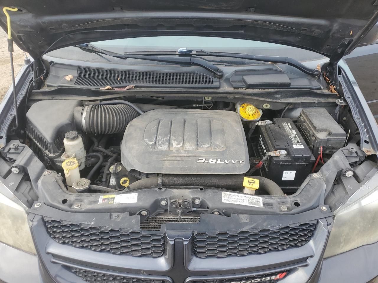 2014 Dodge Grand Caravan R/T VIN: 2C4RDGEGXER465683 Lot: 90671665