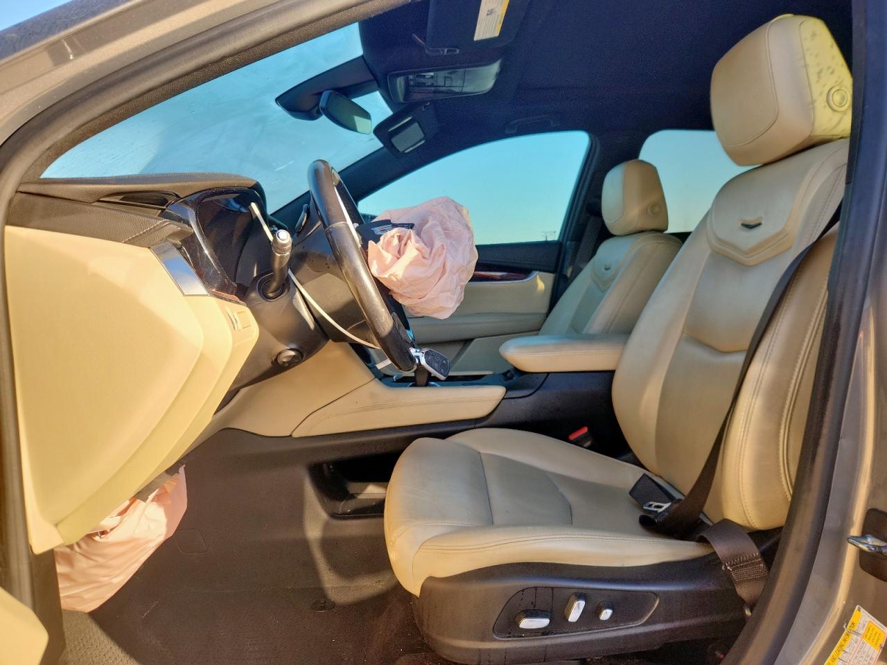 2018 Cadillac Xt5 Luxury VIN: 1GYKNCRS6JZ198803 Lot: 92512175