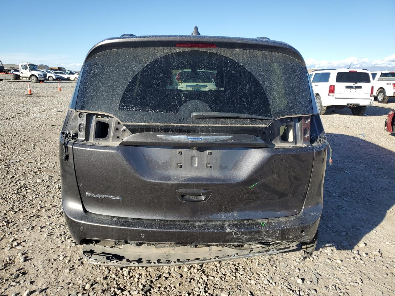 2017 Chrysler Pacifica Touring L VIN: 2C4RC1BG8HR633880 Lot: 91756085