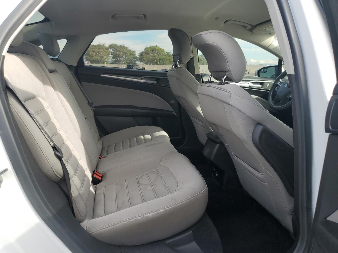 2014 Ford Fusion S Hybrid VIN: 3FA6P0UU7ER319024 Lot: 93121885