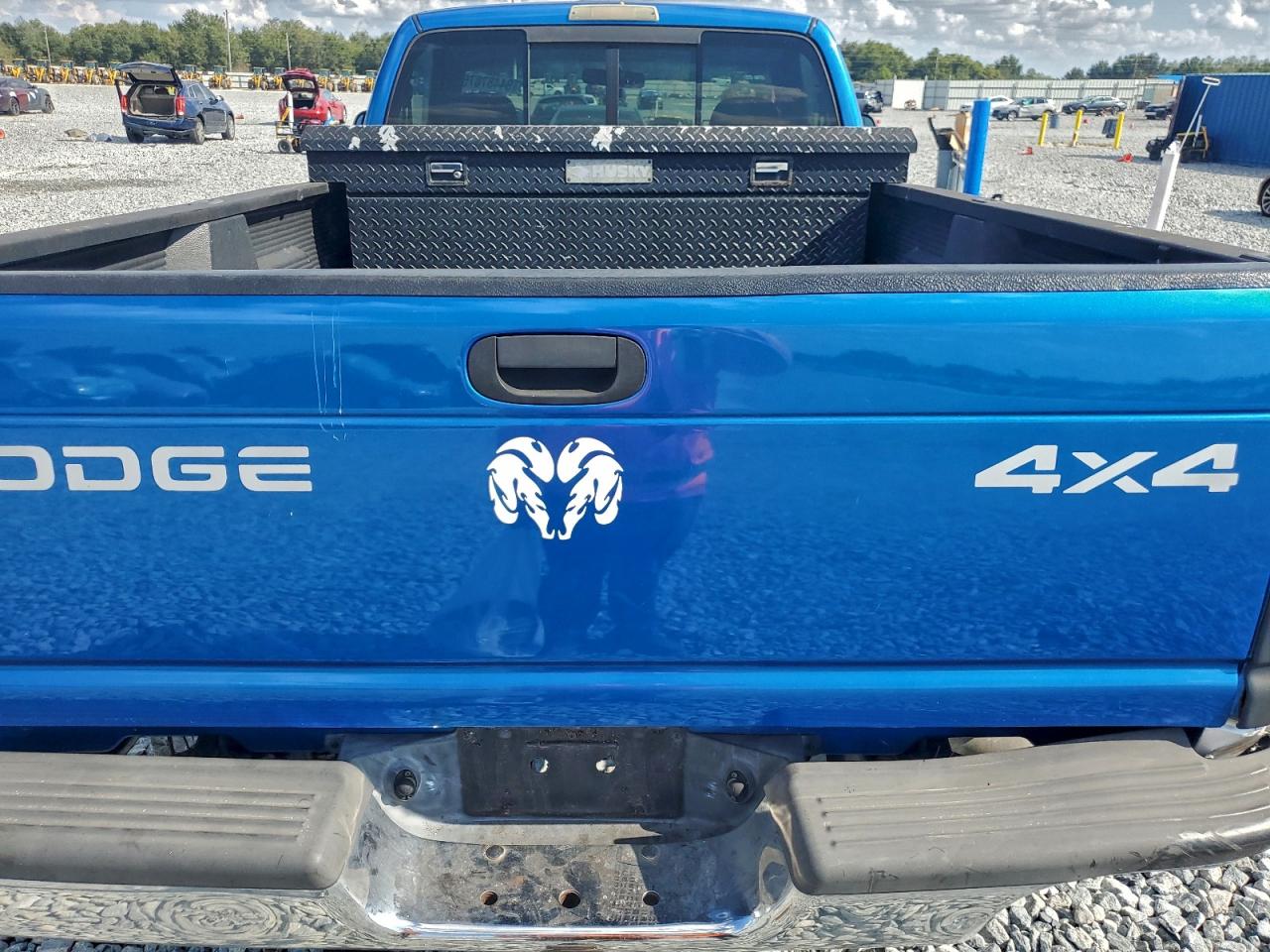 2001 Dodge Ram 2500 VIN: 3B7KF26661M520037 Lot: 94487875