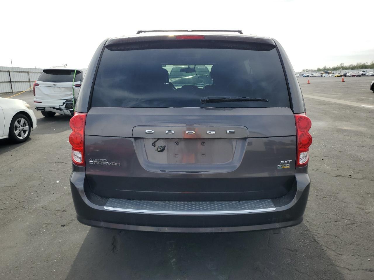 2017 Dodge Grand Caravan Sxt VIN: 2C4RDGCG1HR605370 Lot: 92132975