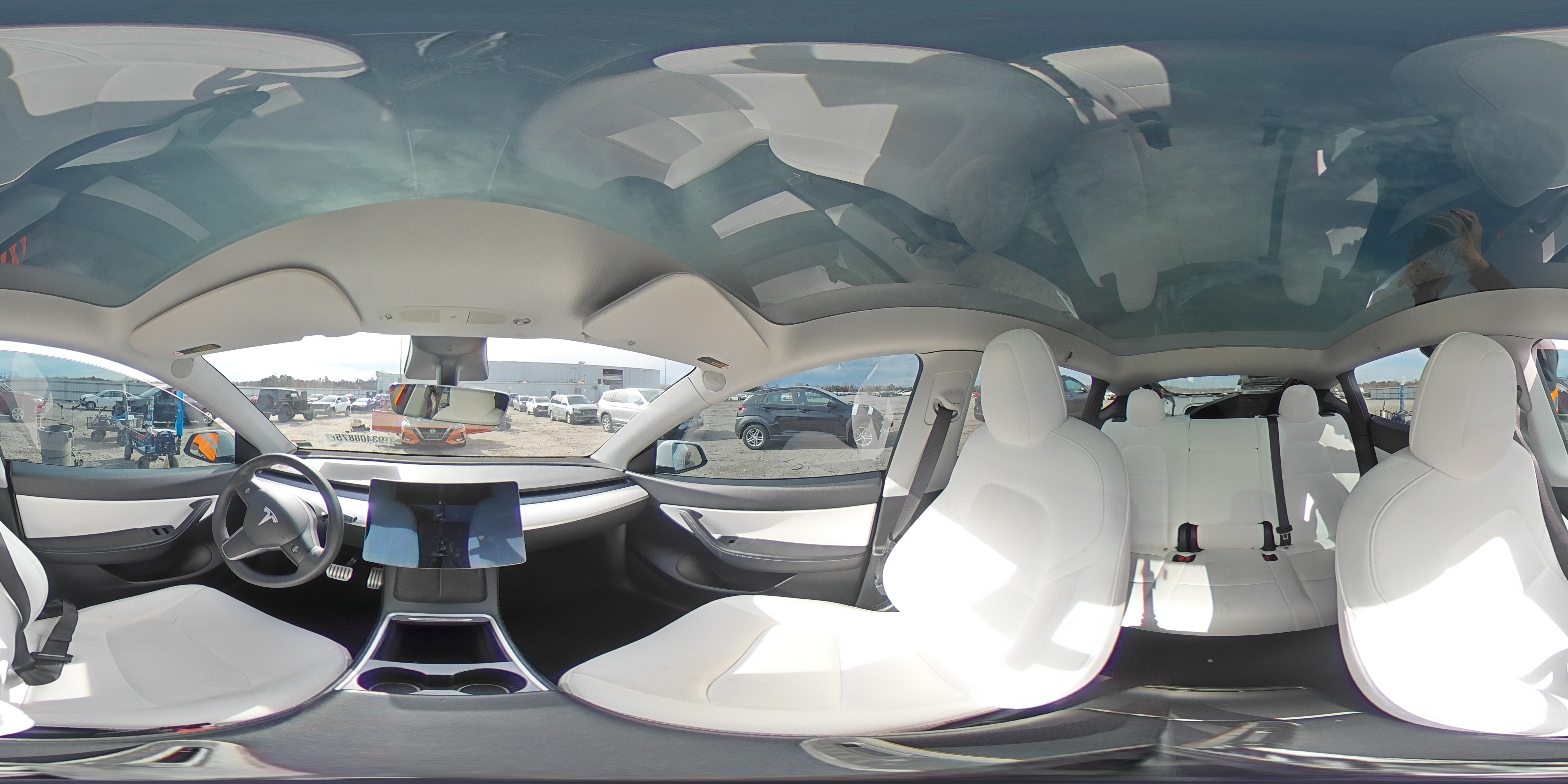 2022 Tesla Model Y VIN: 7SAYGDEF9NF379238 Lot: 93408875