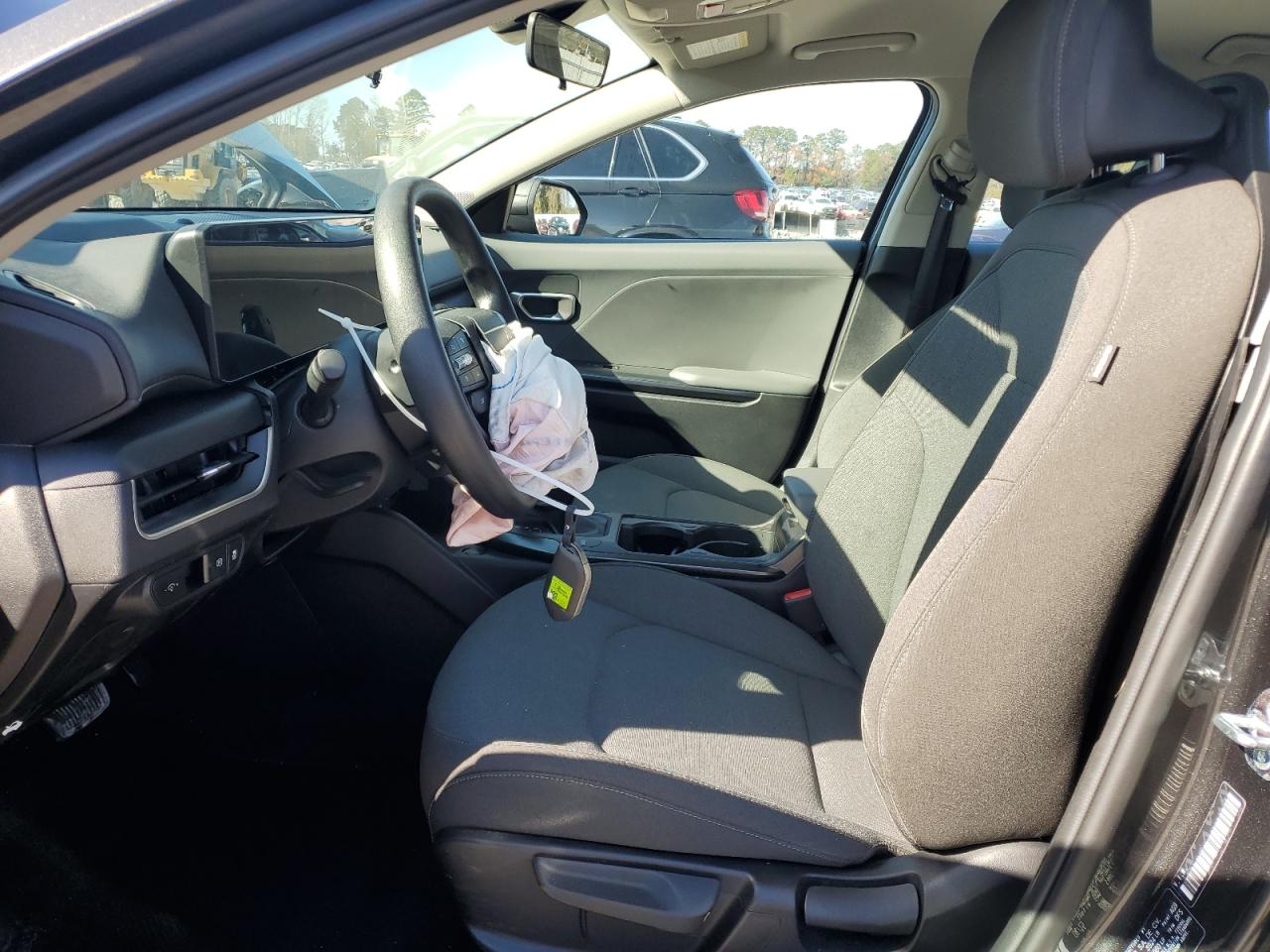 2025 Kia K4 Lx VIN: 3KPFT4DE4SE167048 Lot: 92578565