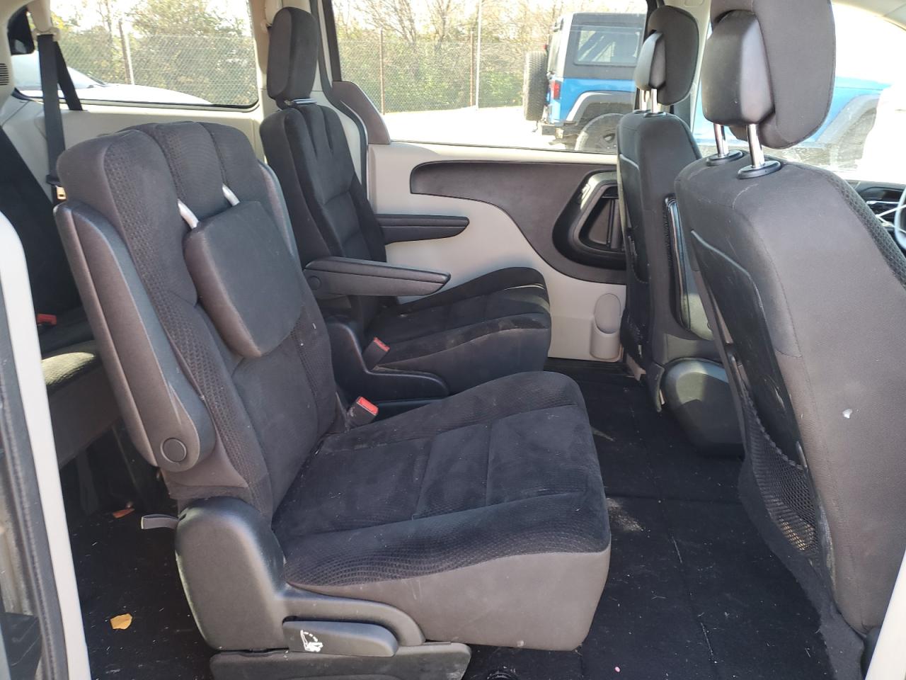 2018 Dodge Grand Caravan Se VIN: 2C4RDGBG2JR188333 Lot: 92009915