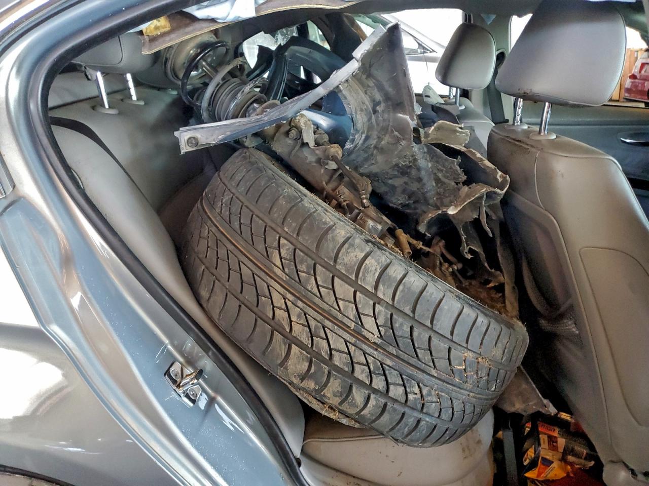 2006 BMW 330 I VIN: WBAVB335X6KS34469 Lot: 93733045