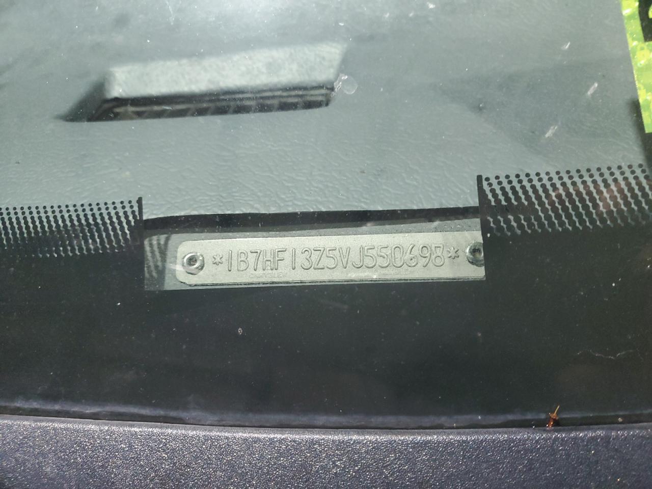 1997 Dodge Ram 1500 VIN: 1B7HF13Z5VJ550698 Lot: 92956105