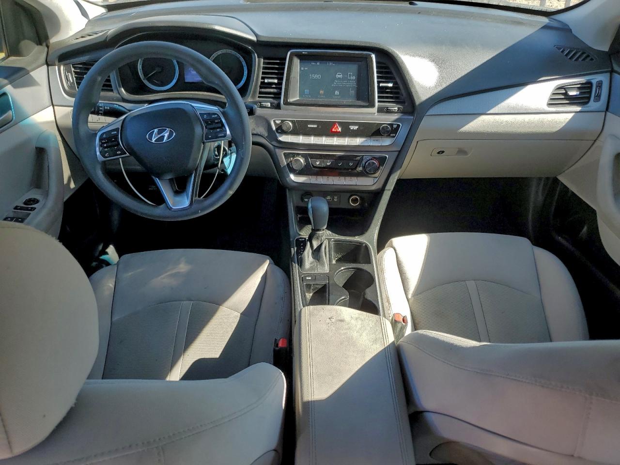 2018 Hyundai Sonata Se VIN: 5NPE24AF2JH671880 Lot: 93700935