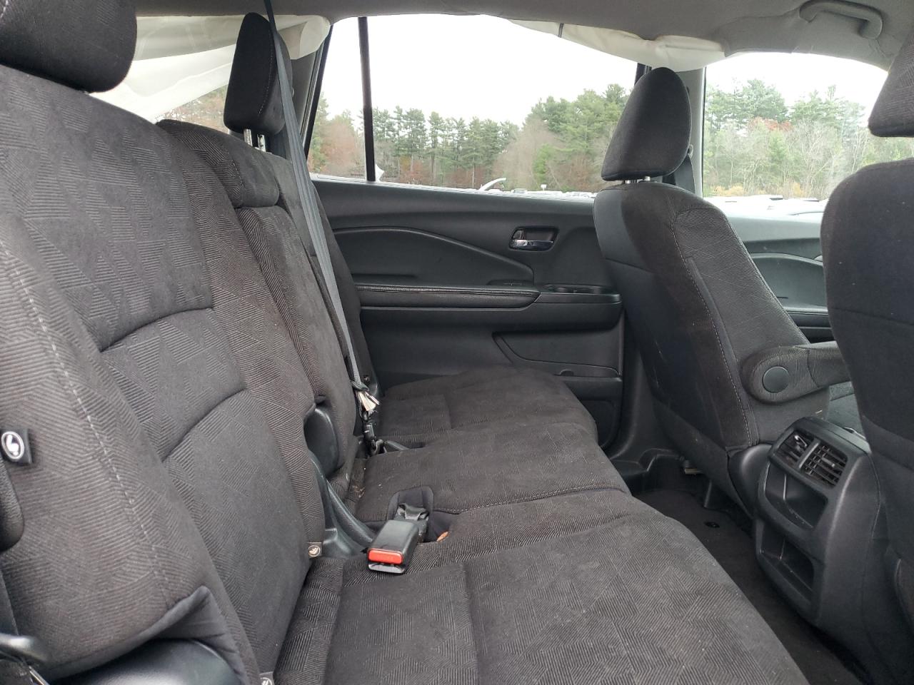 2020 Honda Pilot Lx VIN: 5FNYF5H11LB018184 Lot: 91904685