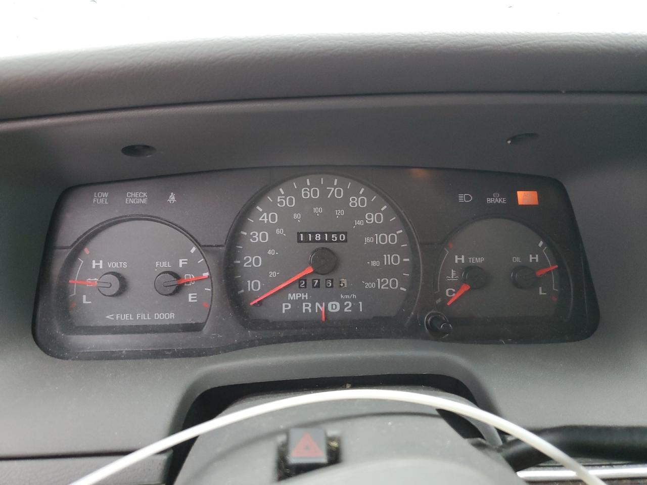 2004 Mercury Grand Marquis Gs VIN: 2MEFM74W74X623434 Lot: 92672305