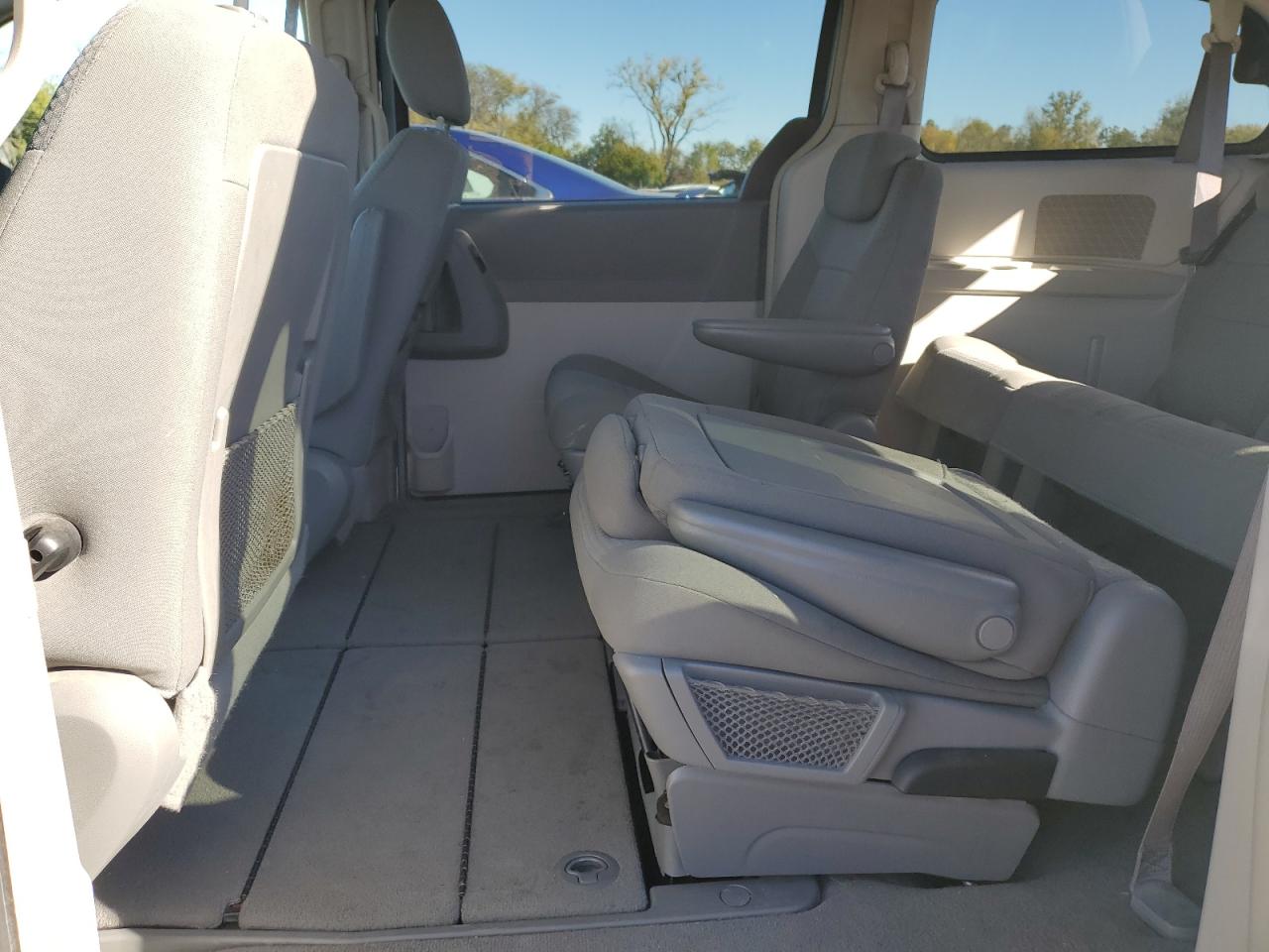 2010 Chrysler Town & Country Touring VIN: 2A4RR5D13AR260410 Lot: 90798655