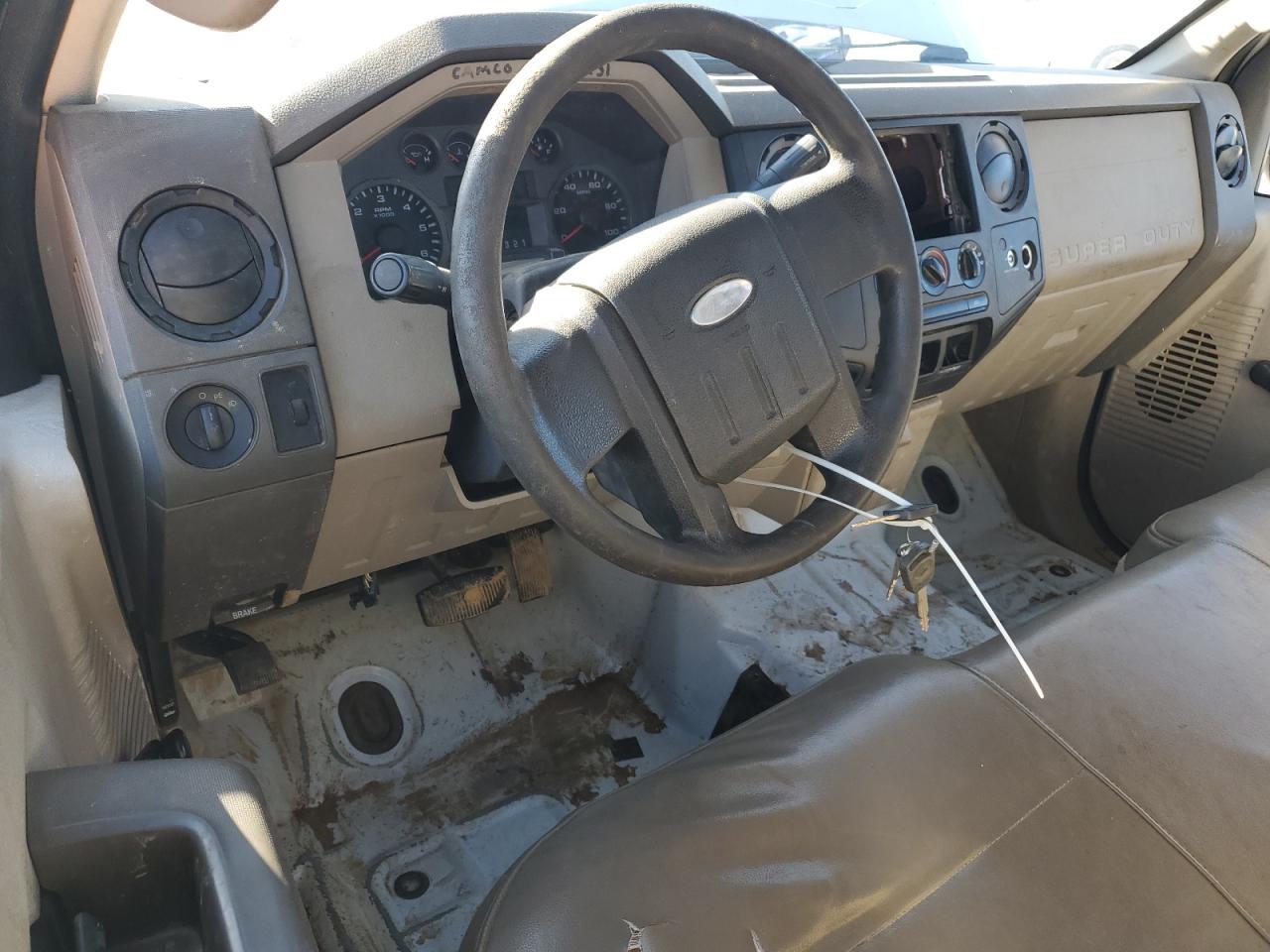 2008 Ford F250 Super Duty VIN: 1FTNF20528EC76402 Lot: 93305145