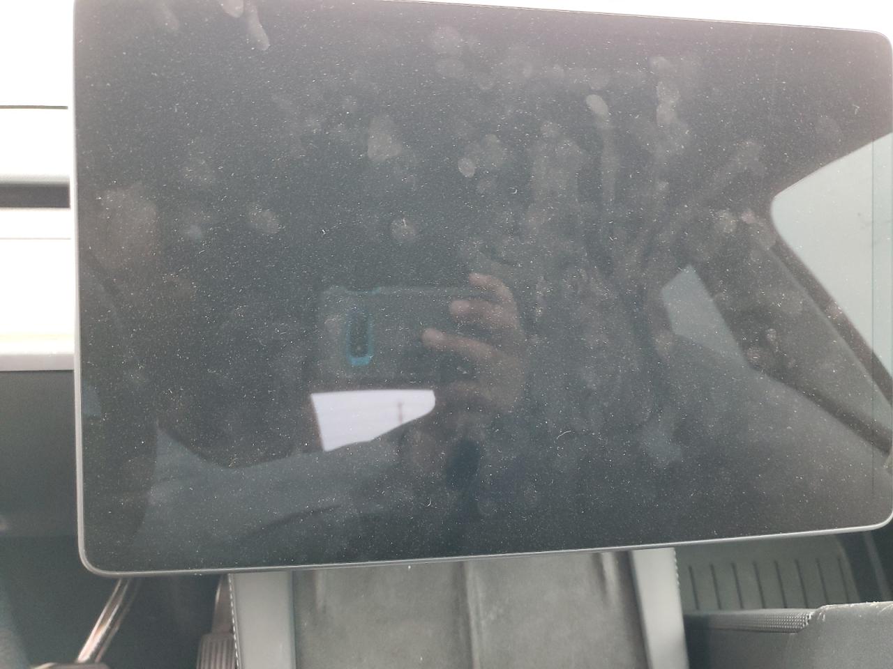 2024 Tesla Model Y VIN: 7SAYGDEEXRF014516 Lot: 90508045