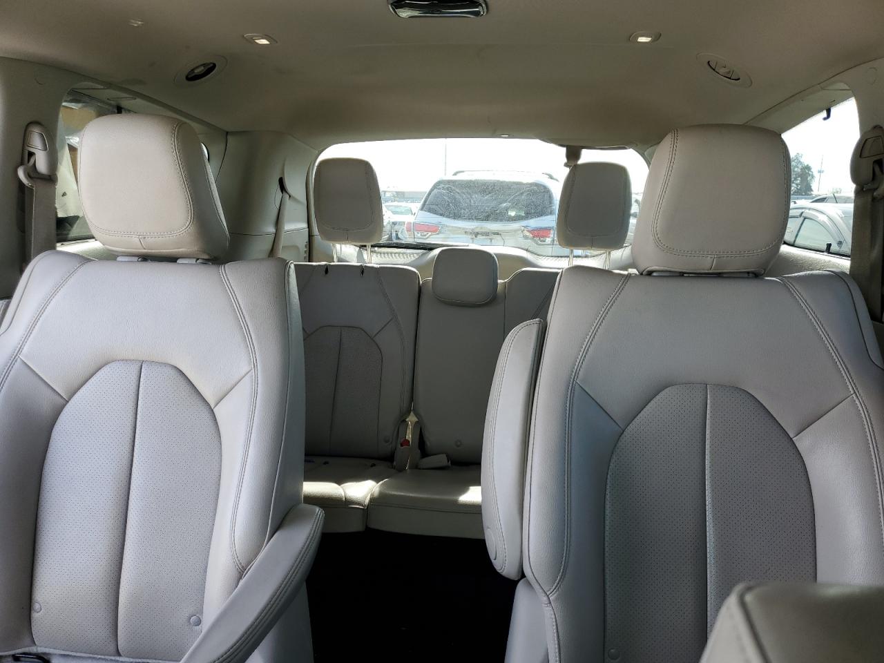 2021 Chrysler Pacifica Hybrid Touring L VIN: 2C4RC1L70MR529733 Lot: 86555255